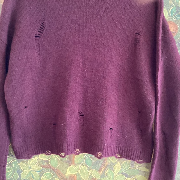 Aqua Burgundy Cashmere Distressed V-Neck Sweater 100% Bloomingdales Exclusive - Picture 5 of 13